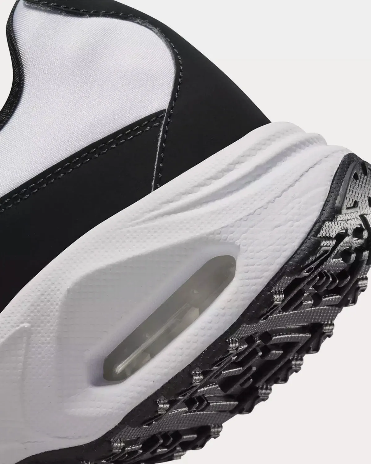 Air Max Sunder Black / White Low Top Sneakers