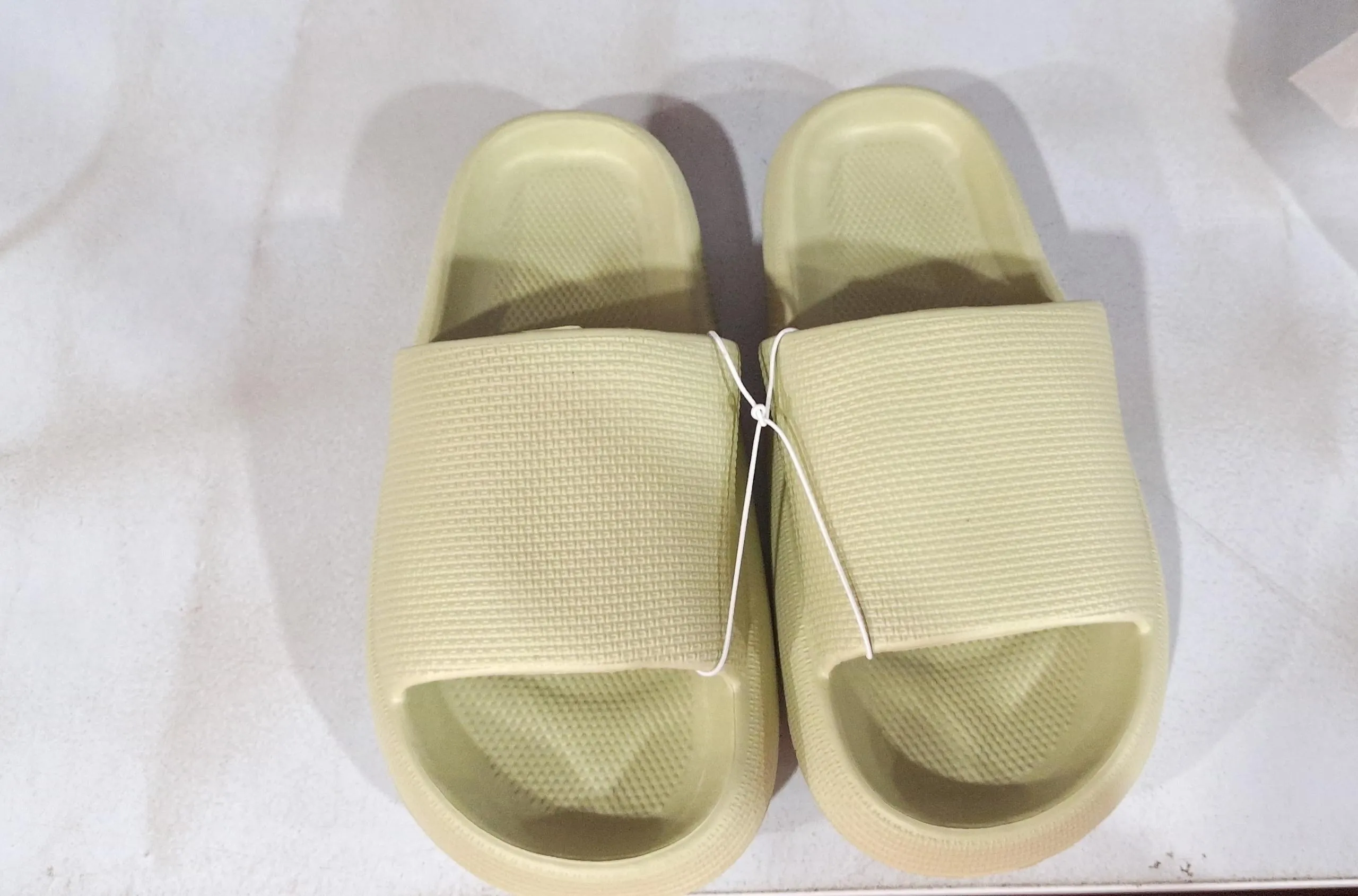 Home & Outdoor Slippers