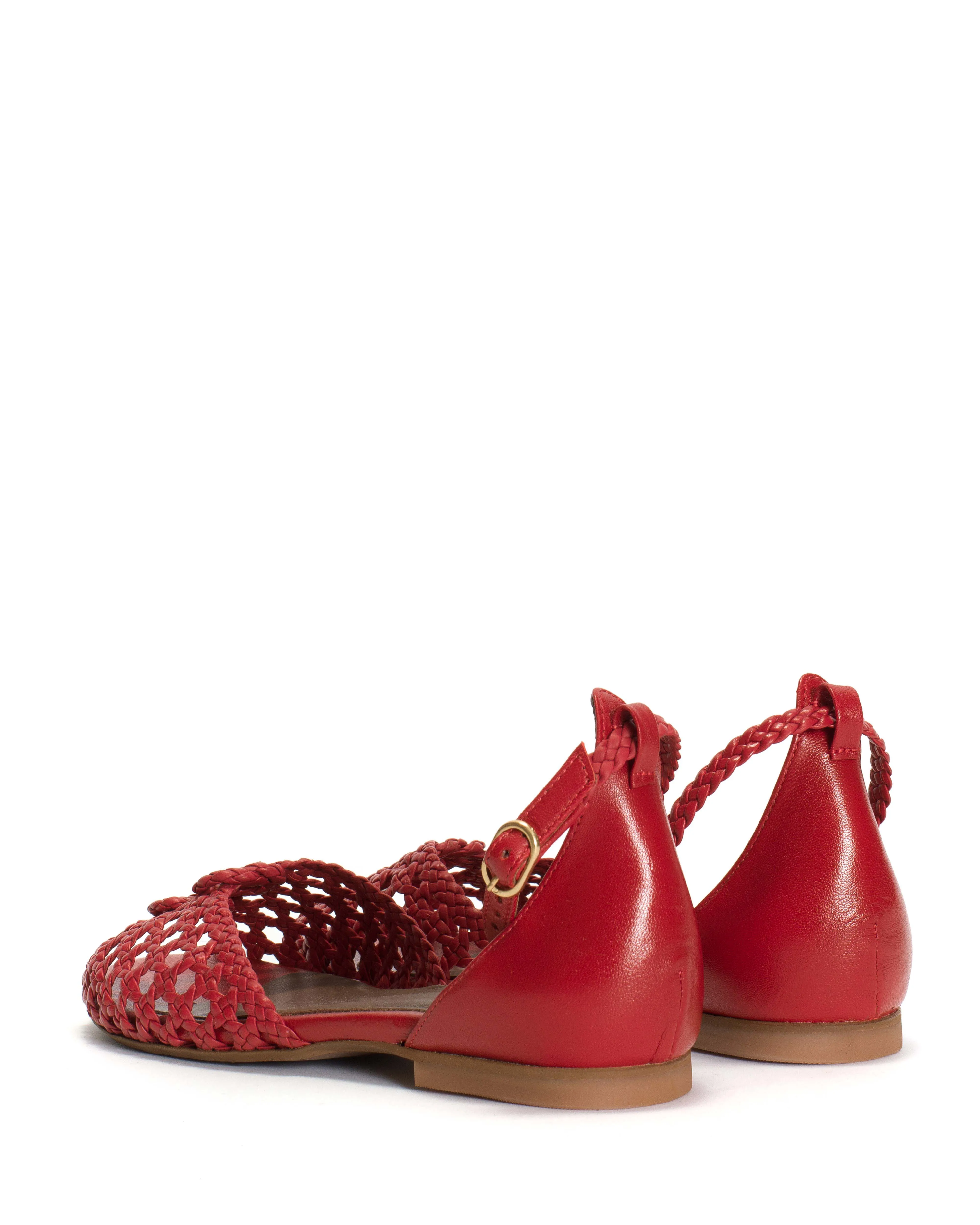 Lucy 10 Hand-braided leather Ruby red